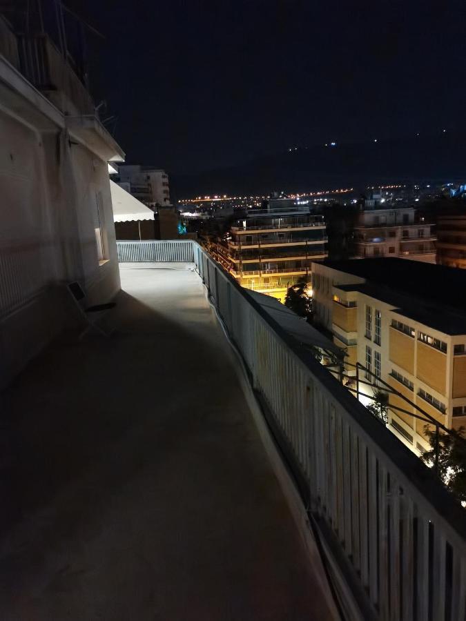Penthouse Spacious W Super Wifi & Terrace, 2 Min From Metro Athen Eksteriør bilde